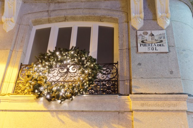 puerta-del-sol-corona-navidad.jpg