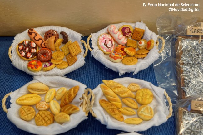 panes-pasteles-belenes-la-adoracion-cordoba